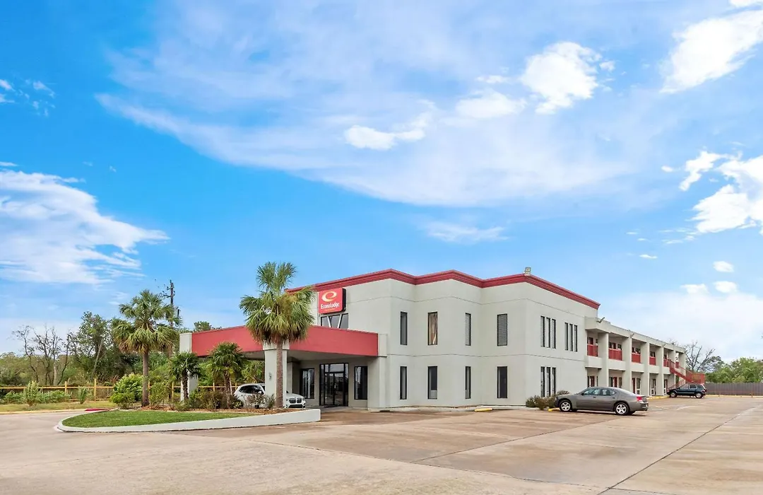 Econo Lodge Inn & Suites Channelview - Houston East-1