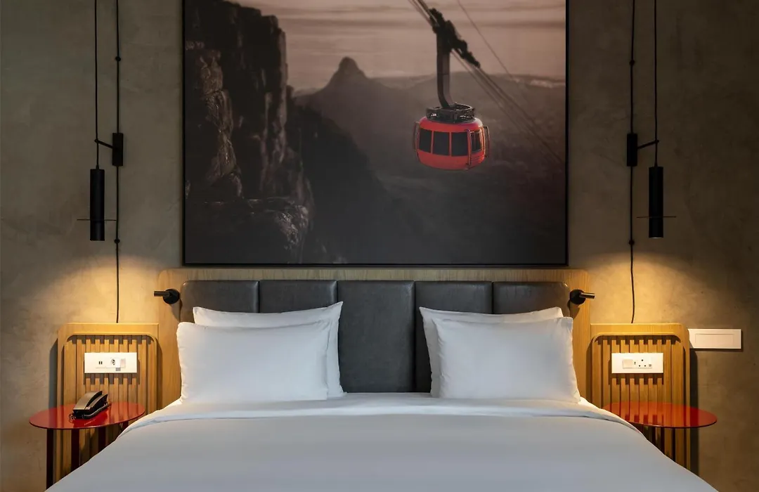 Radisson Red Hotel V&A Waterfront Cape Town-1