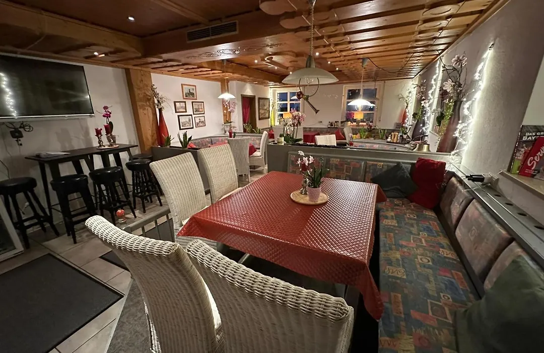 Hotel Goldene Rose-1