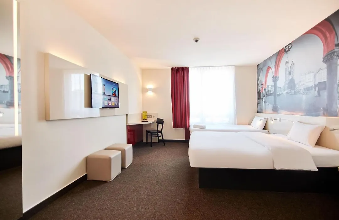 B&B Hotel Krakow Centrum-1