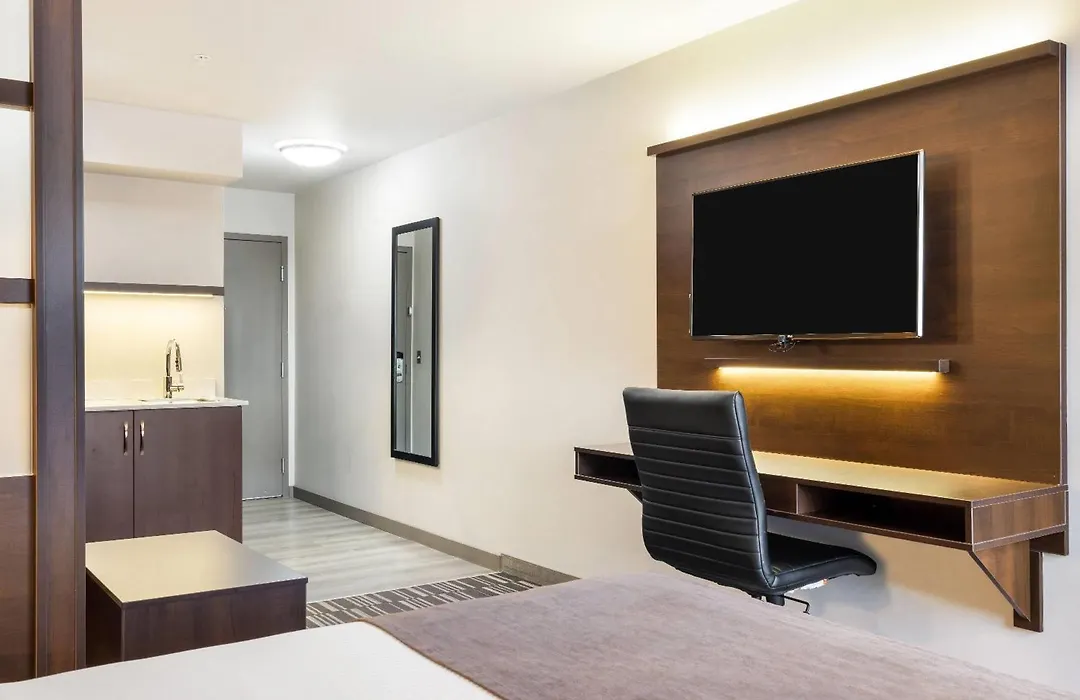 Microtel Inn & Suites By Wyndham Mont Tremblant-1