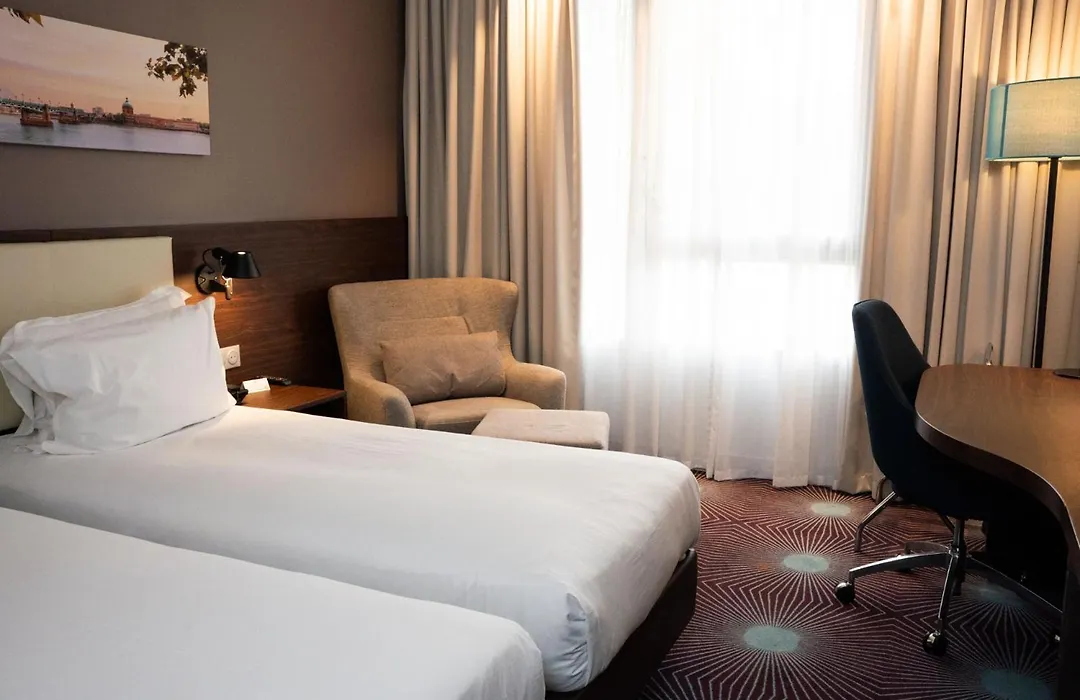 OSKO Hôtel Toulouse Aéroport-1