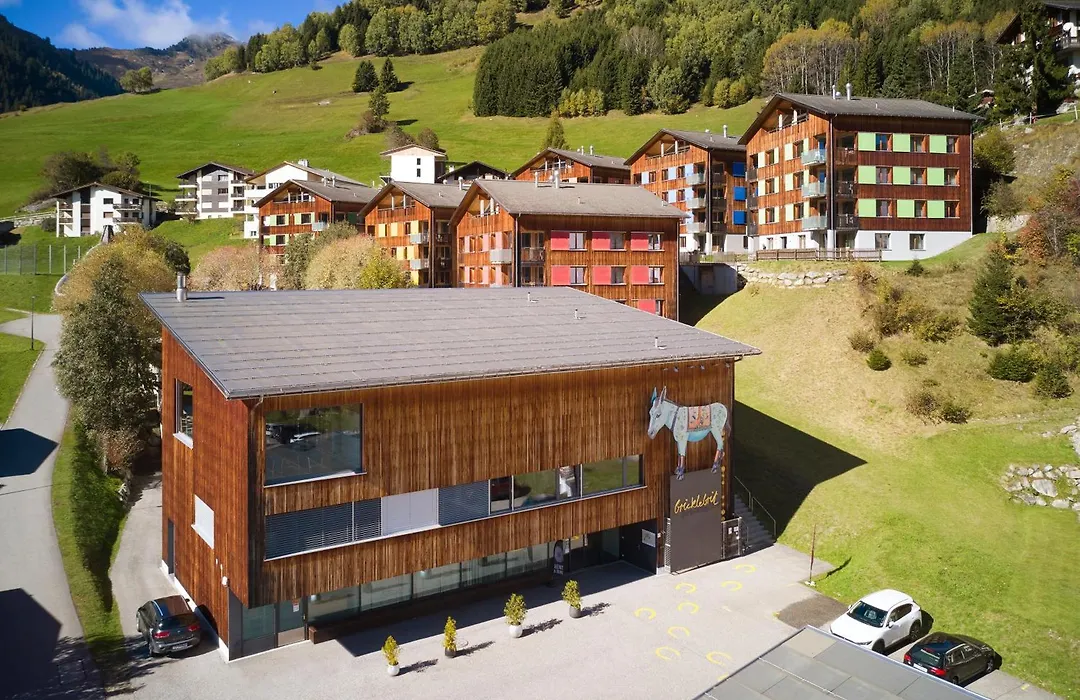 Reka-Feriendorf Disentis-1