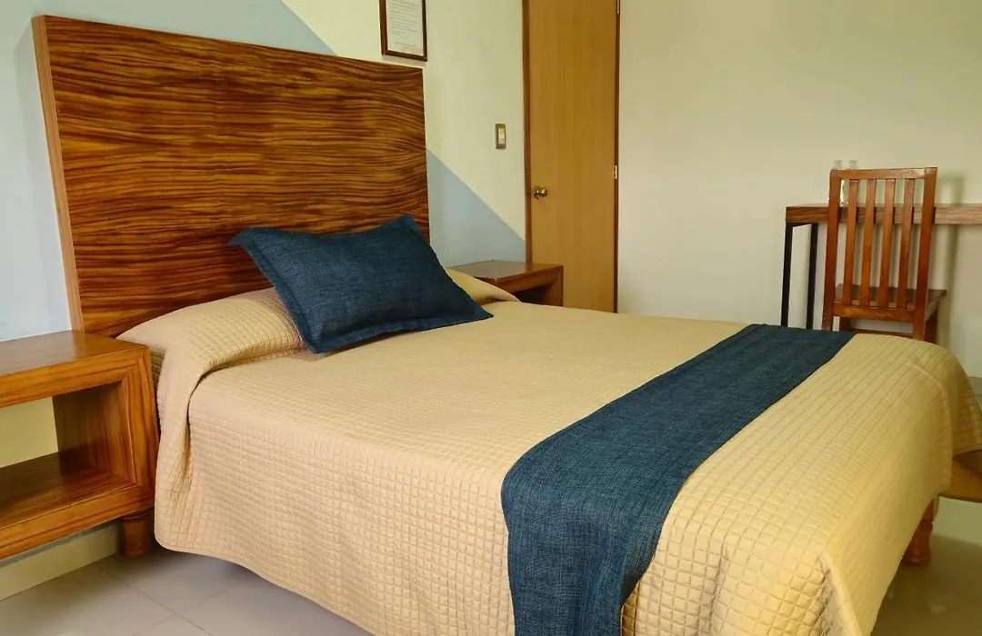 Hotel La Estancia-1