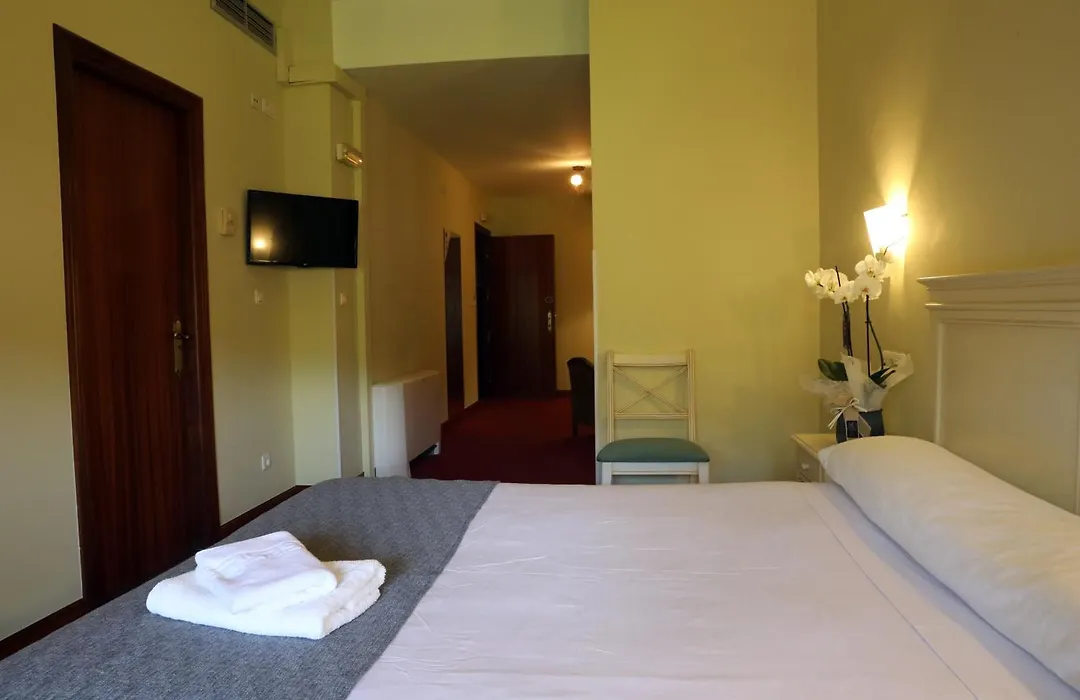 Iraipe Ongi Hotel Auto Check-In-1