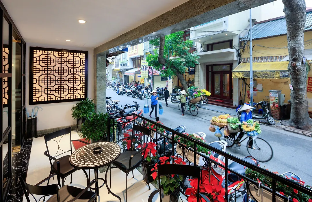 San Boutique Hotel & Travel-1