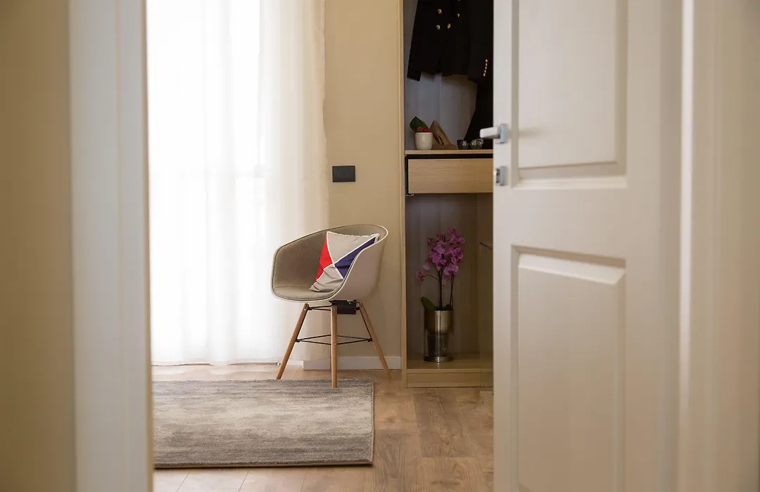 126 Gracchi Suites-1