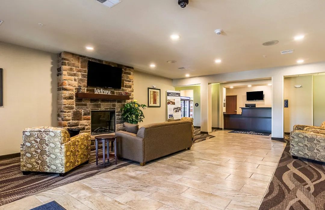 Cobblestone Hotel & Suites - Torrington-1