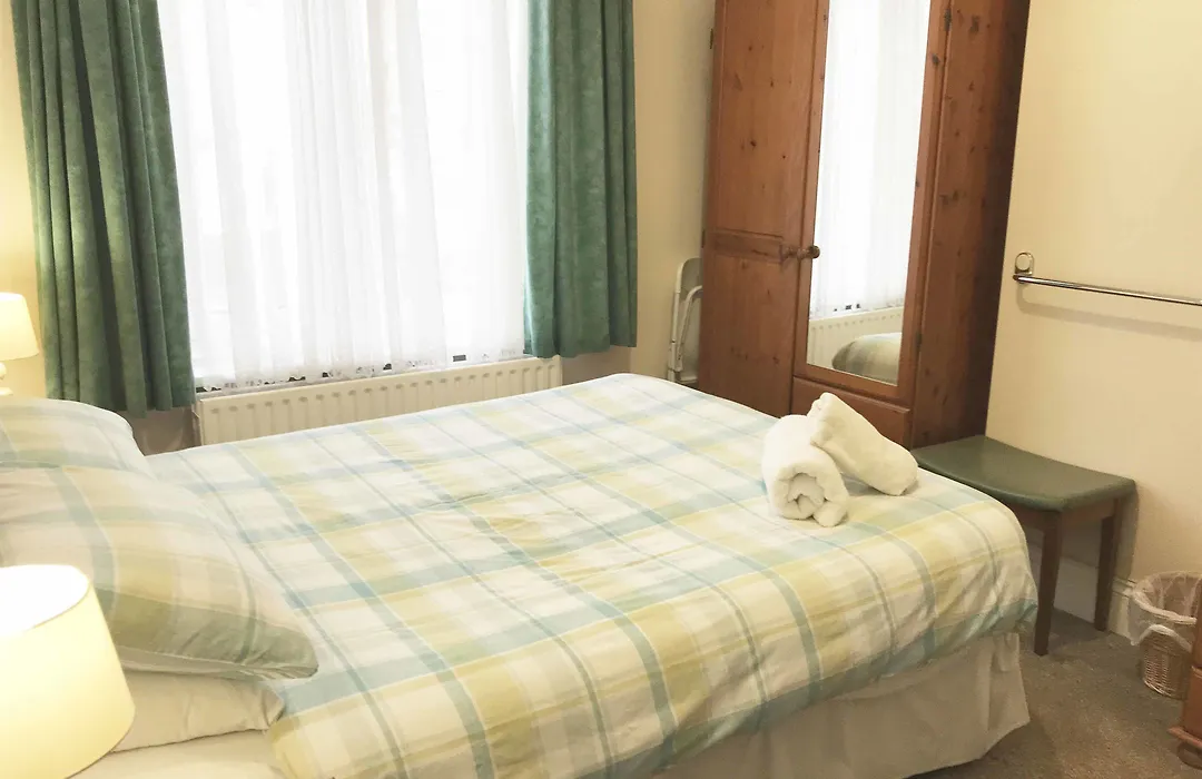 Esk Vale Guest House-1