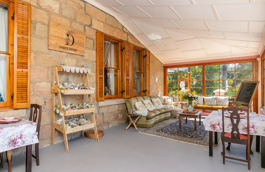 Betty'S Boutique Hotel-1