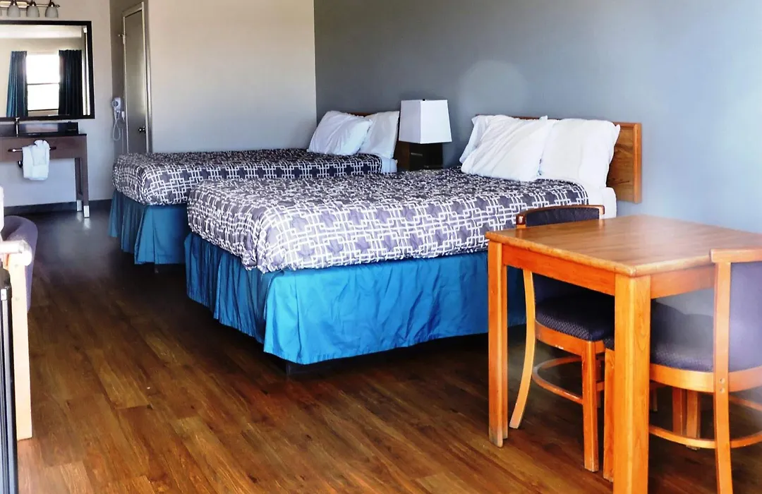 Riata Inn - Marfa-1