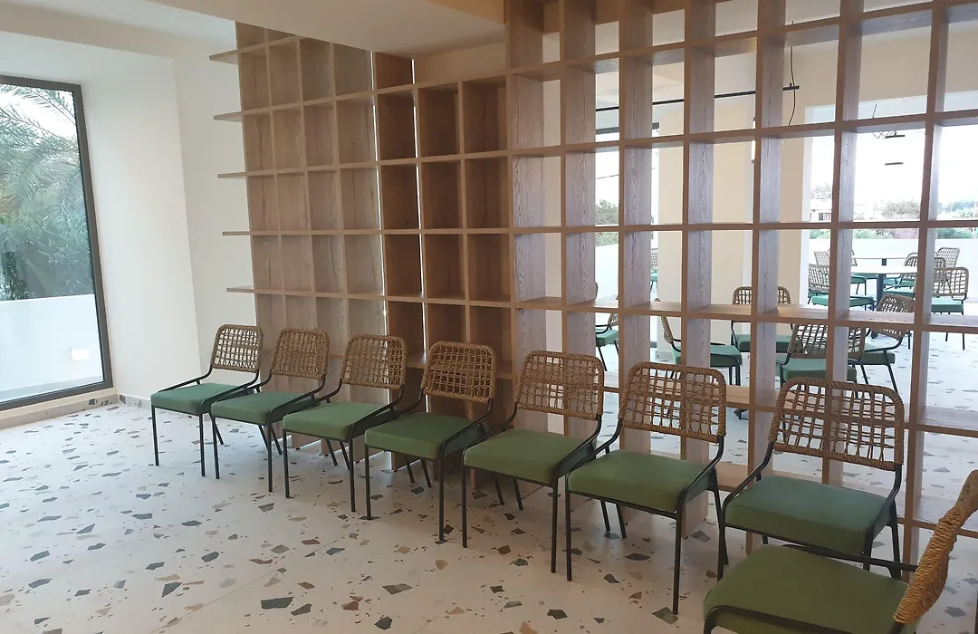 Mazoren Art Hotel-1
