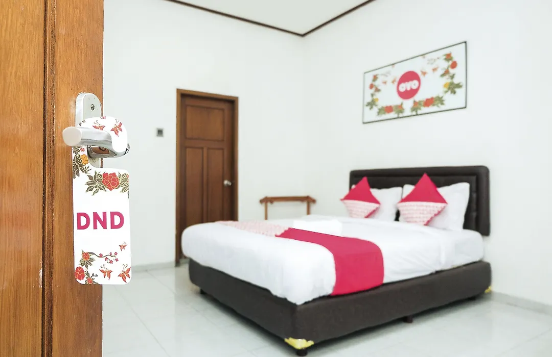 Hotel O Loesje Guest House Syariah-1