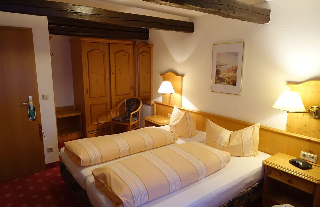 Pension Am Nicolaiplatz-1