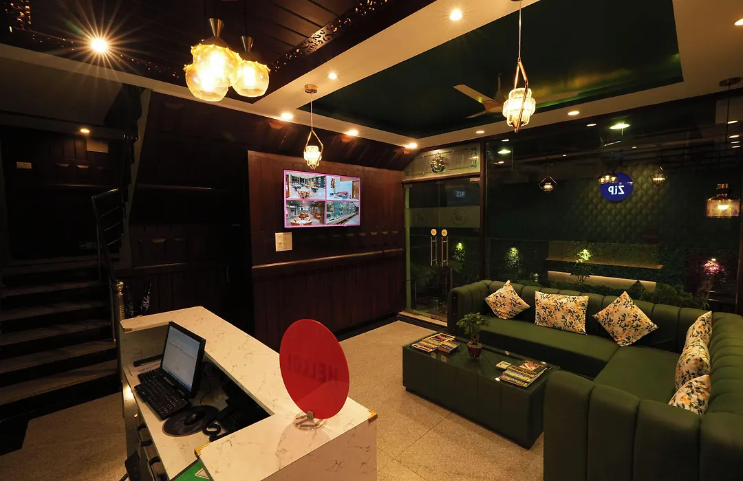 Hotel Bella Heights-1