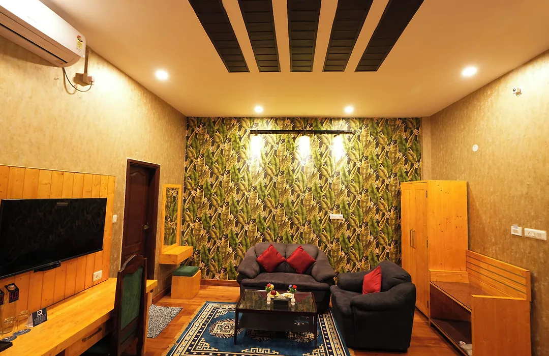 Hotel Bella Heights-1