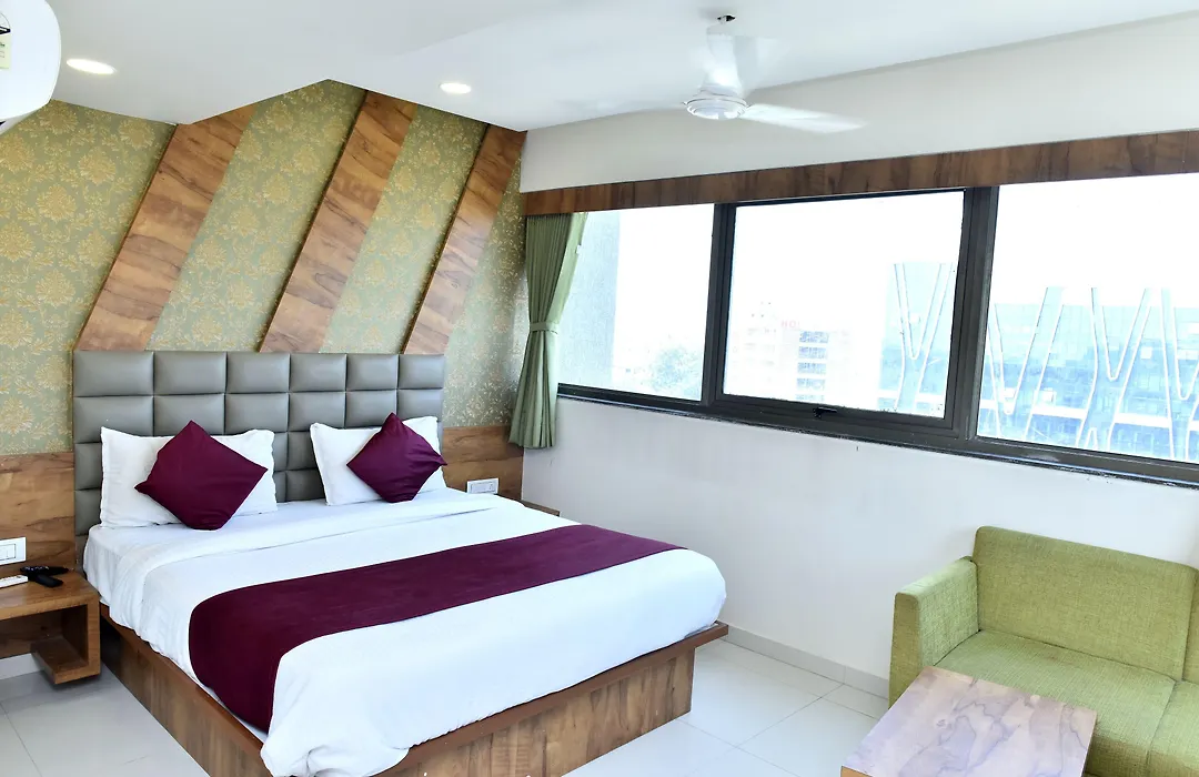 Hotel Royal King By Sky Stays-1