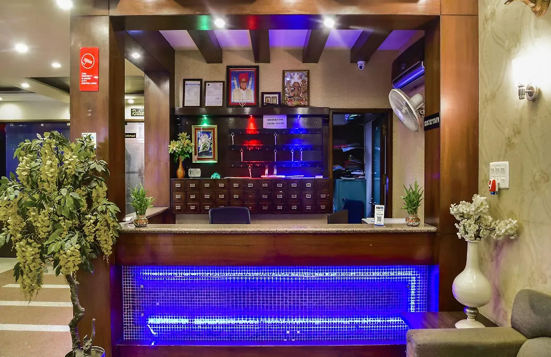 Oyo 6296 Hotel Park Avenue-1