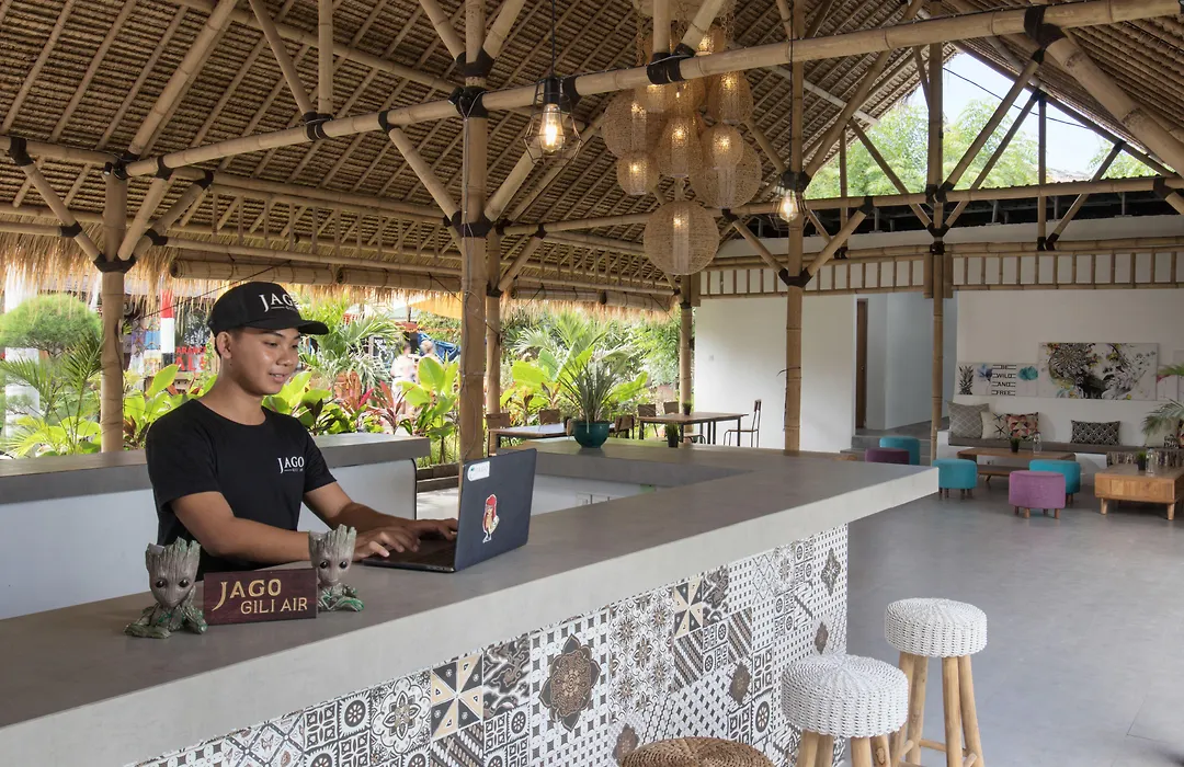 Jago Gili Air-1