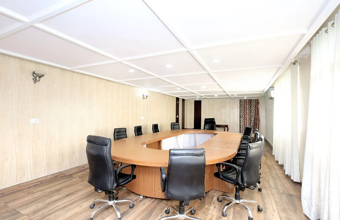 Capital O 12767 Hotel Grand Chinar-1