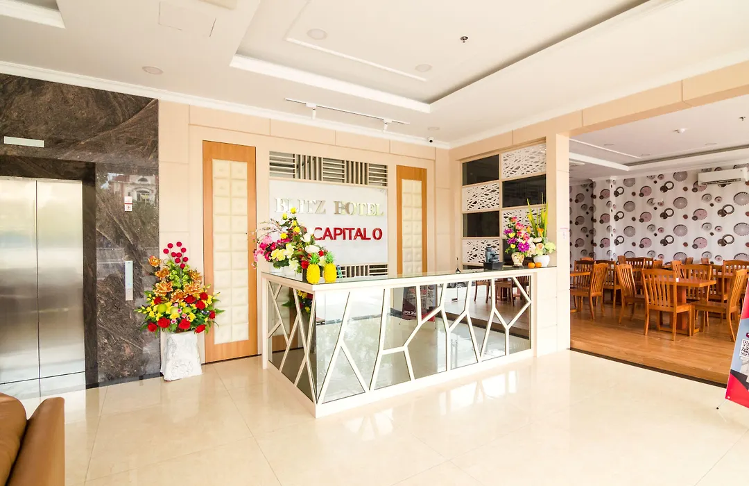 Blitz Hotel Batam Centre-1