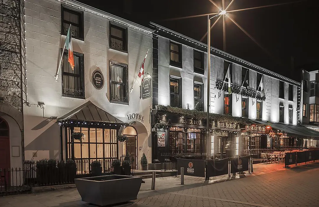 Skeffington Arms Hotel-1