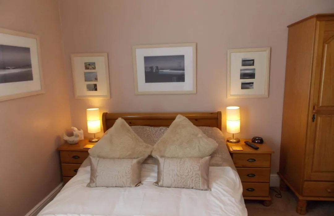 Chiverton House Guest Accommodation-1