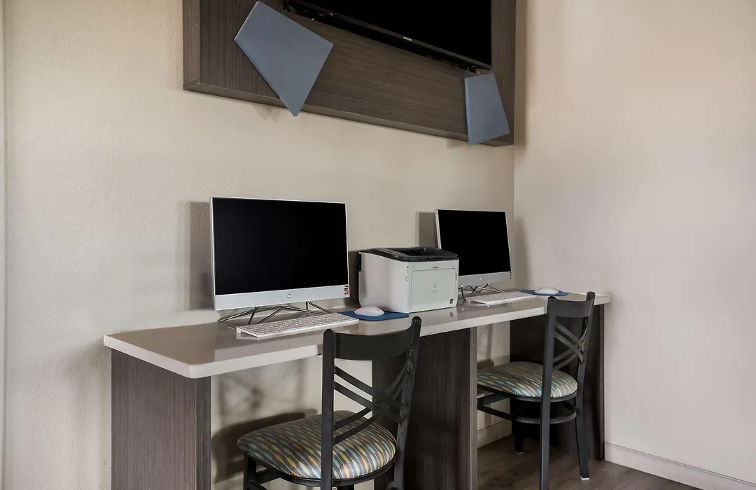 Surestay Hotel By Best Western Grants-1