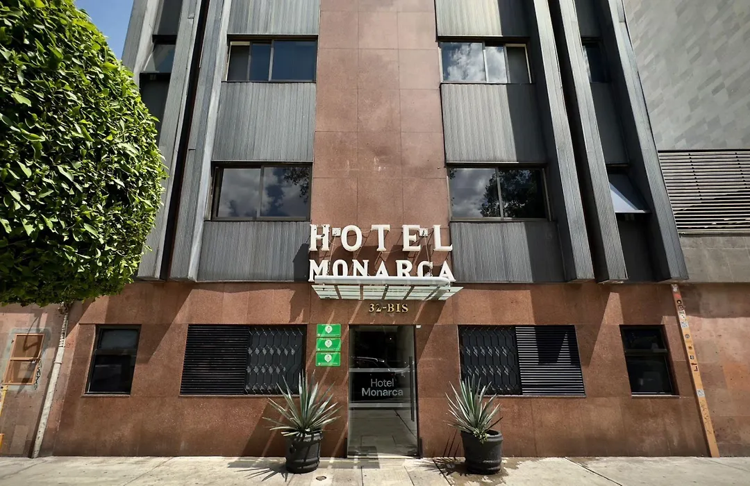 Hotel Monarca-1