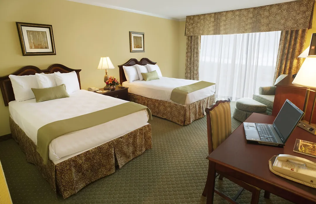 Clarion Hotel & Suites - Convention Center Fredericksburg-1