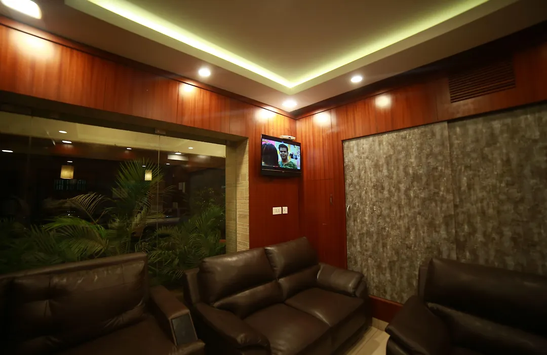 Mrk Inn-1