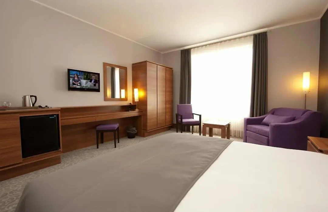 Hotel 117-1