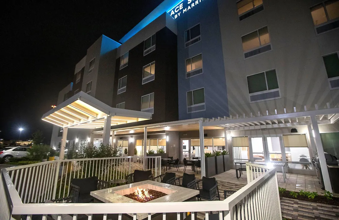 Towneplace Suites By Marriott Conroe-1