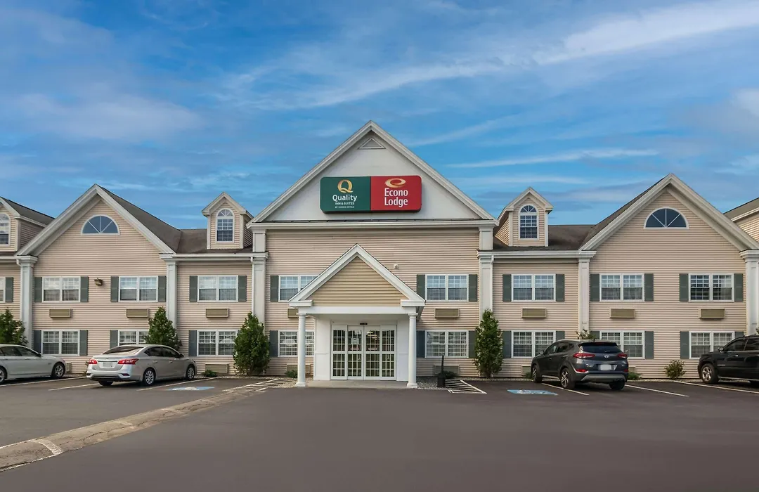 Econo Lodge Auburn I-95-1
