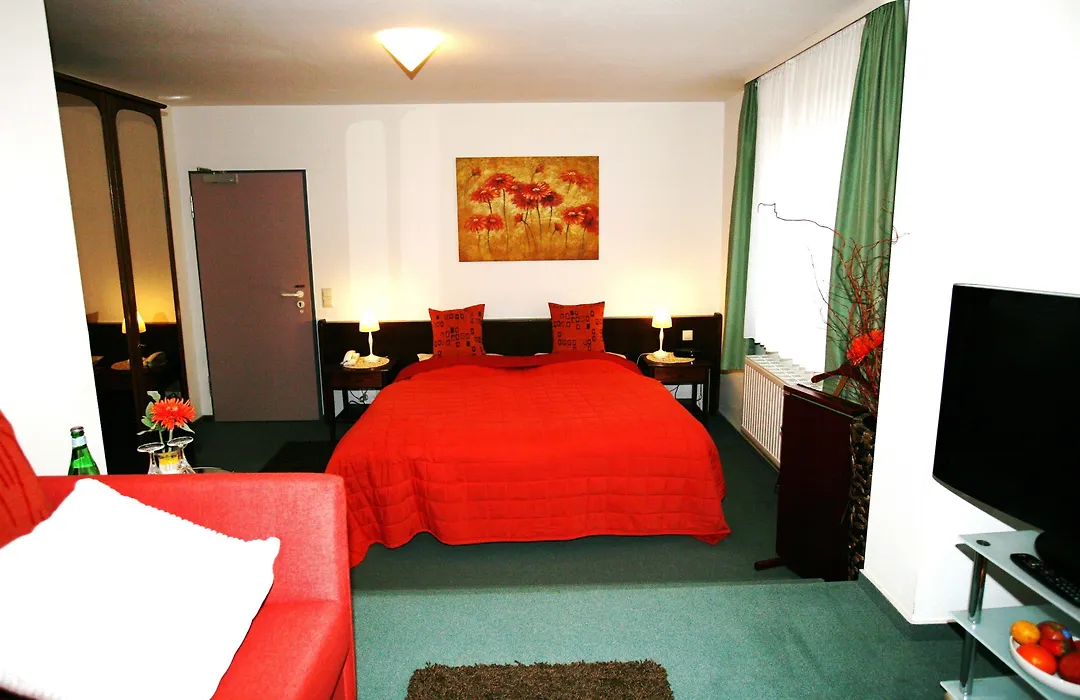 Hotel Saarburger Hof-1