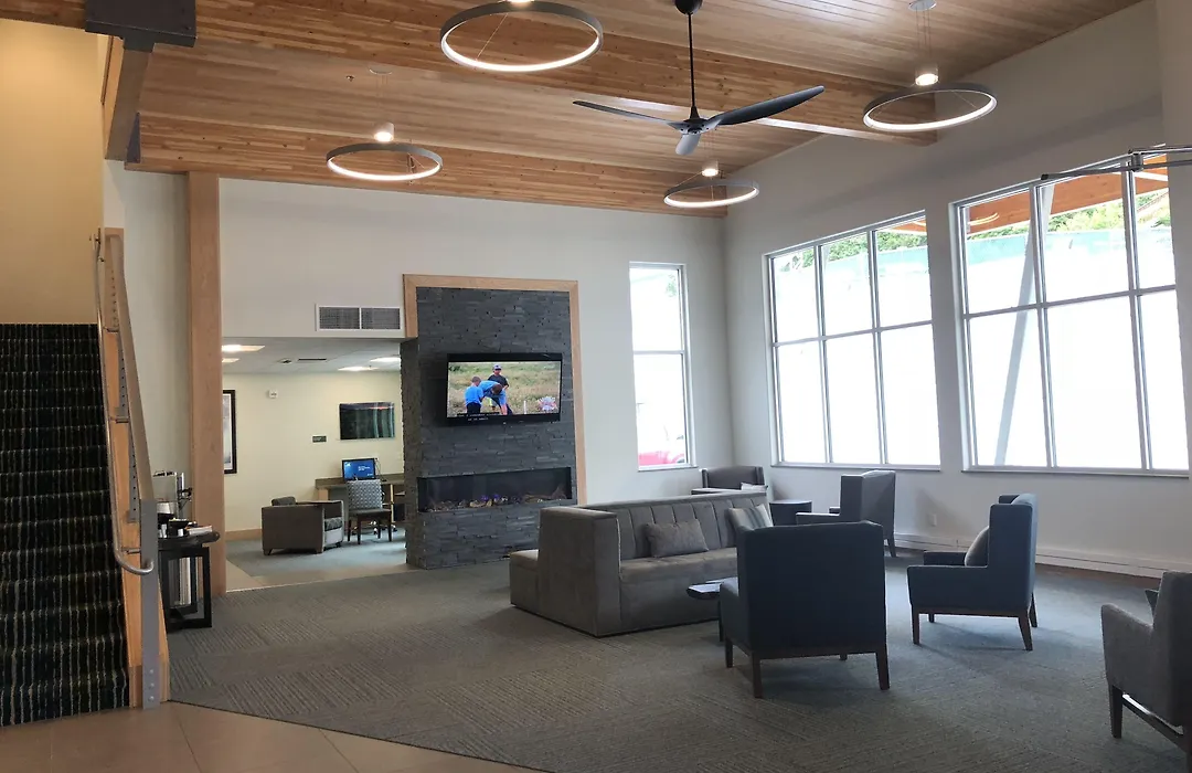 Kodiak Compass Suites-1