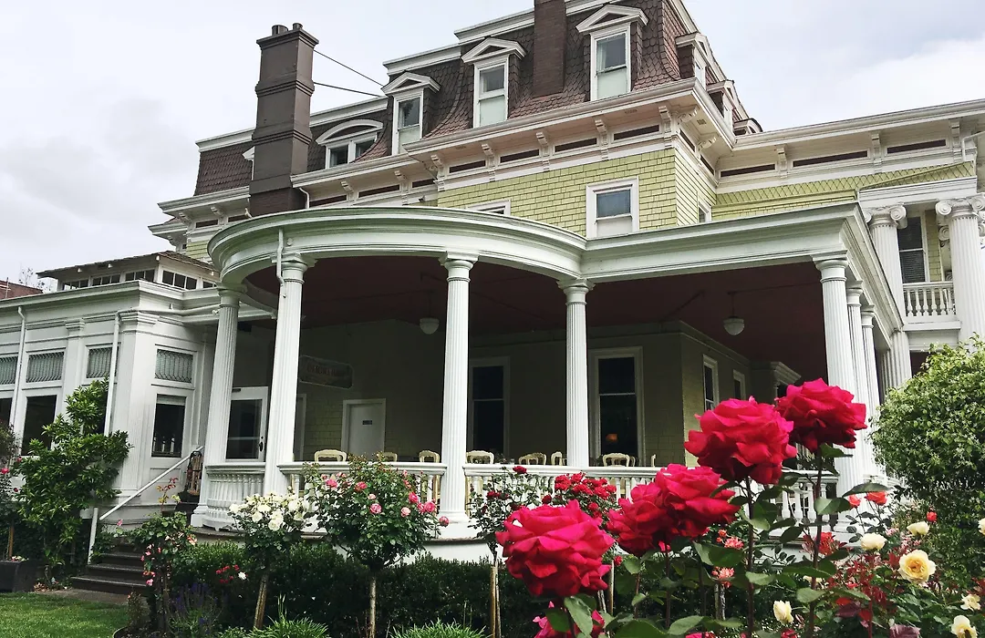 Churchill Manor-1
