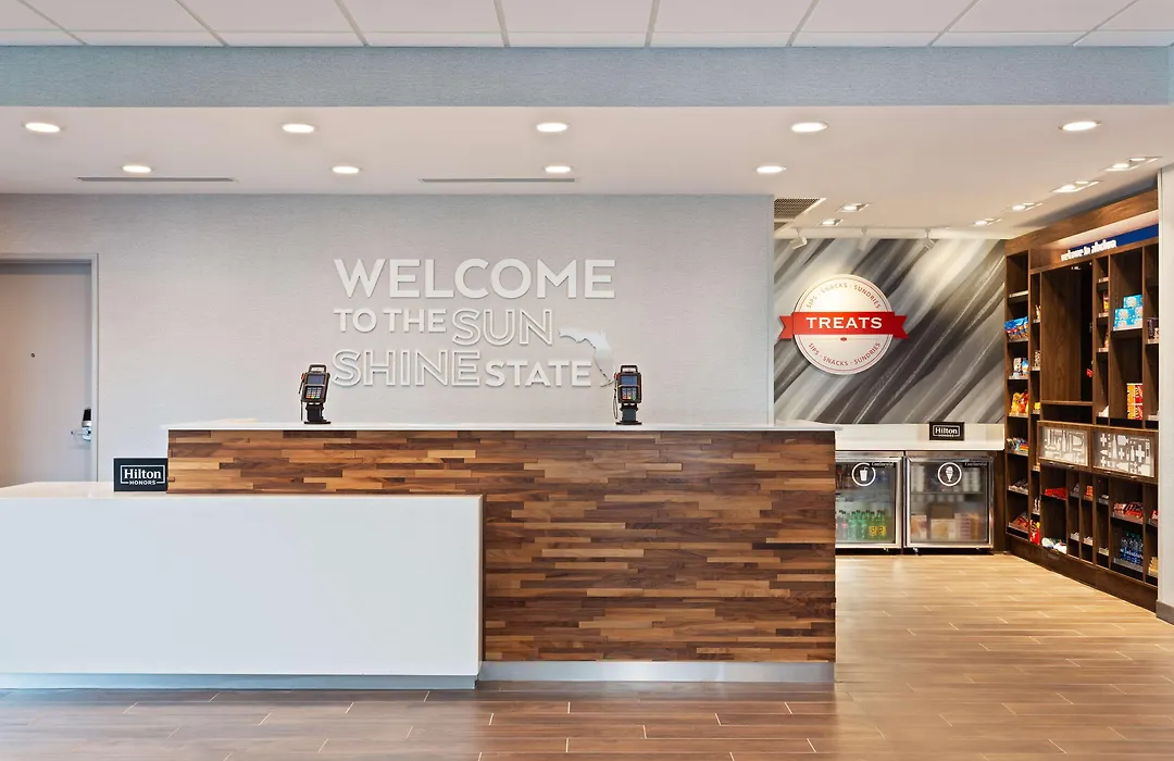 Hampton Inn & Suites Alachua I-75, Fl-1