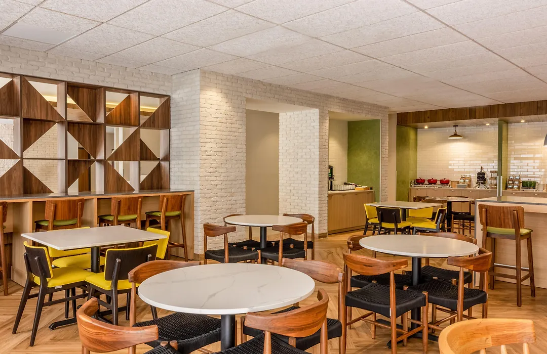 Fairfield Inn By Marriott Cancun Downtown-1