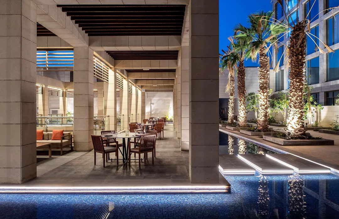 Doubletree Suites By Hilton - Riyadh Financial District-1