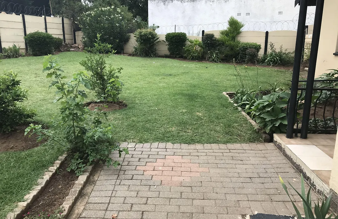 Lala'S Guest House-1