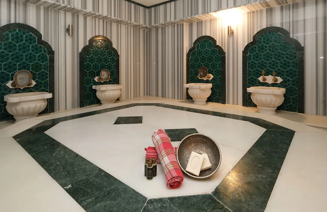 Leslion Luxury Hotel-1