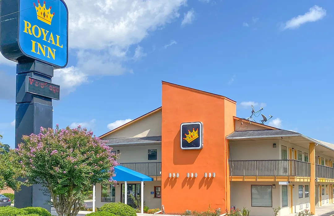 Super 8 By Wyndham Richmond Hill-1