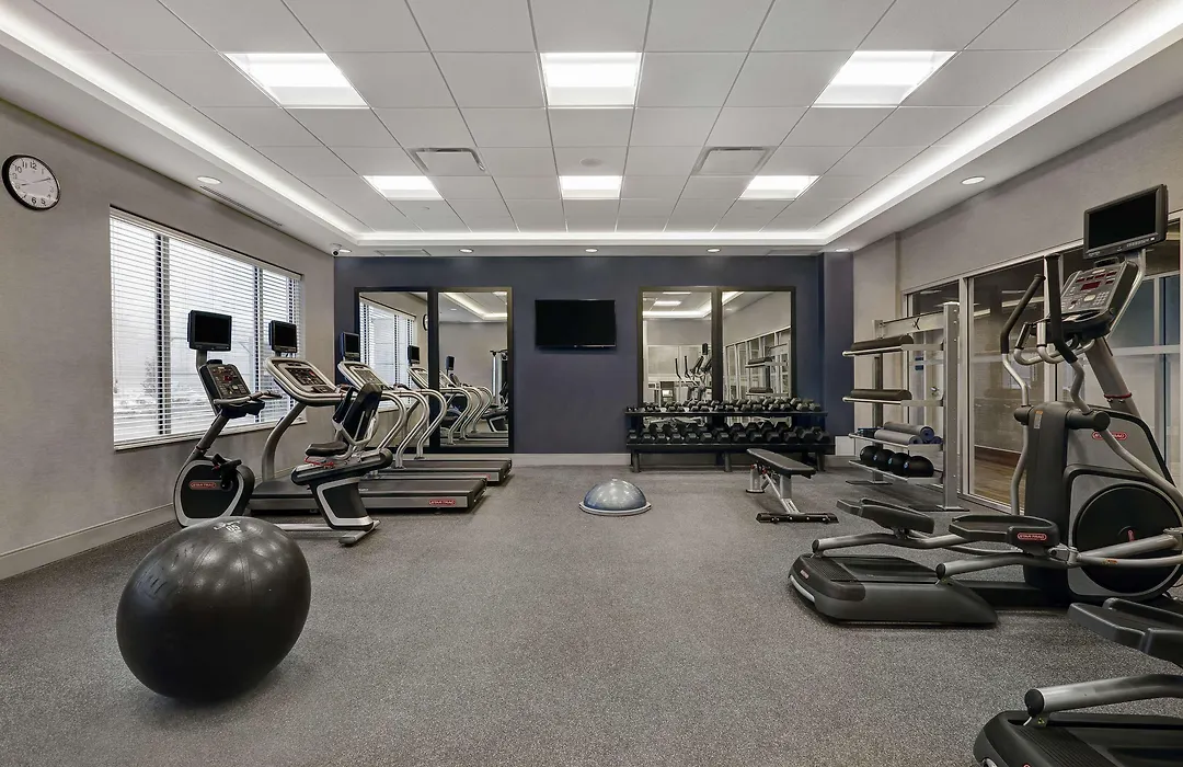 Hampton Inn Peterborough-1