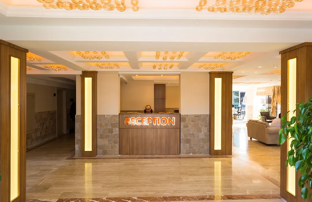 Rich Melissa Hotel-1