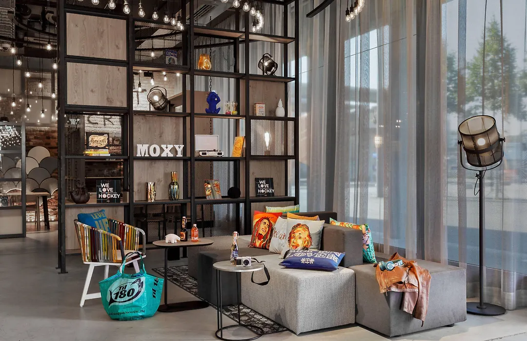 Moxy Bern Expo-1
