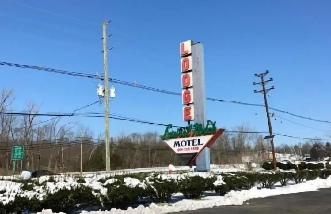 Laurel Notch Motel-1