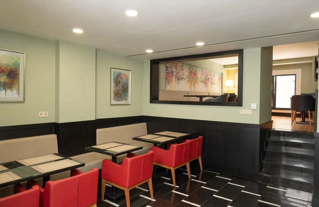 Elm Suite Hotel-1