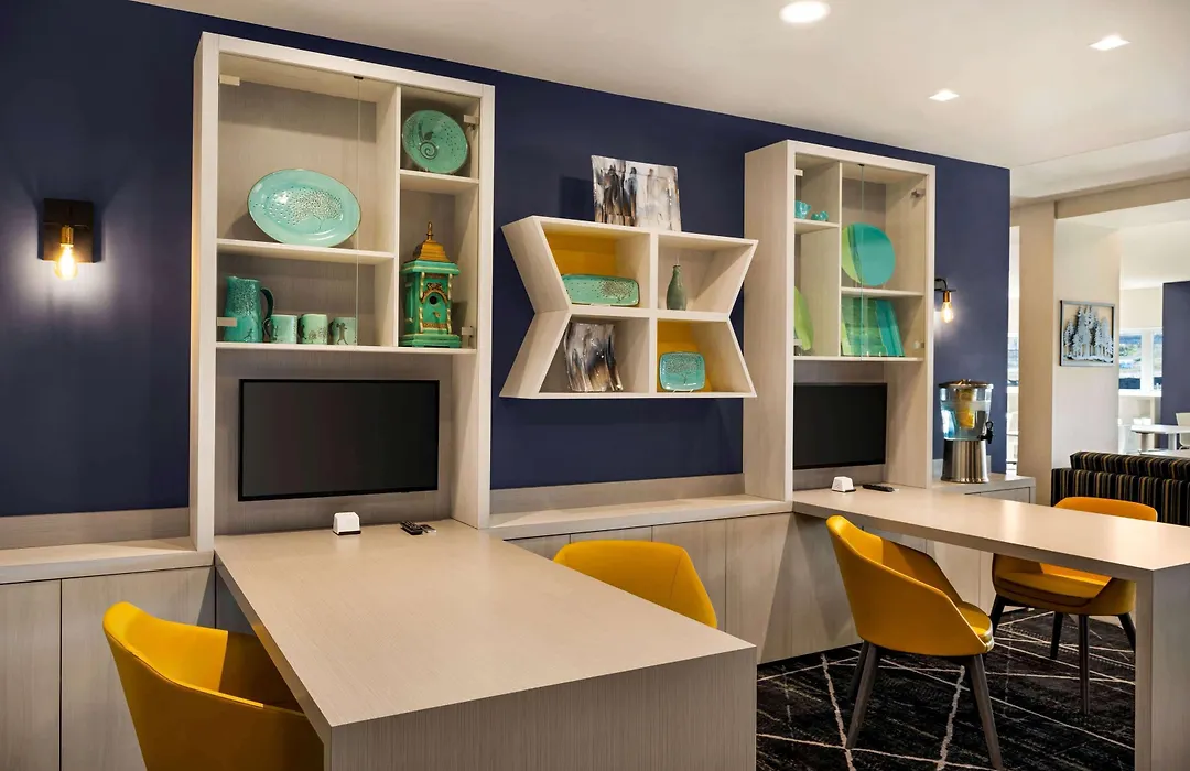 Microtel Inn & Suites By Wyndham Aurora-1