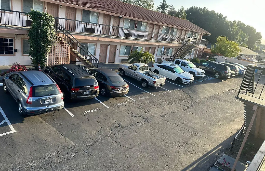 Morgan Hill Inn-1